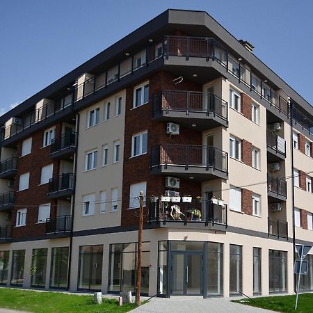 Crown Apartment 3 수보티차 외부 사진