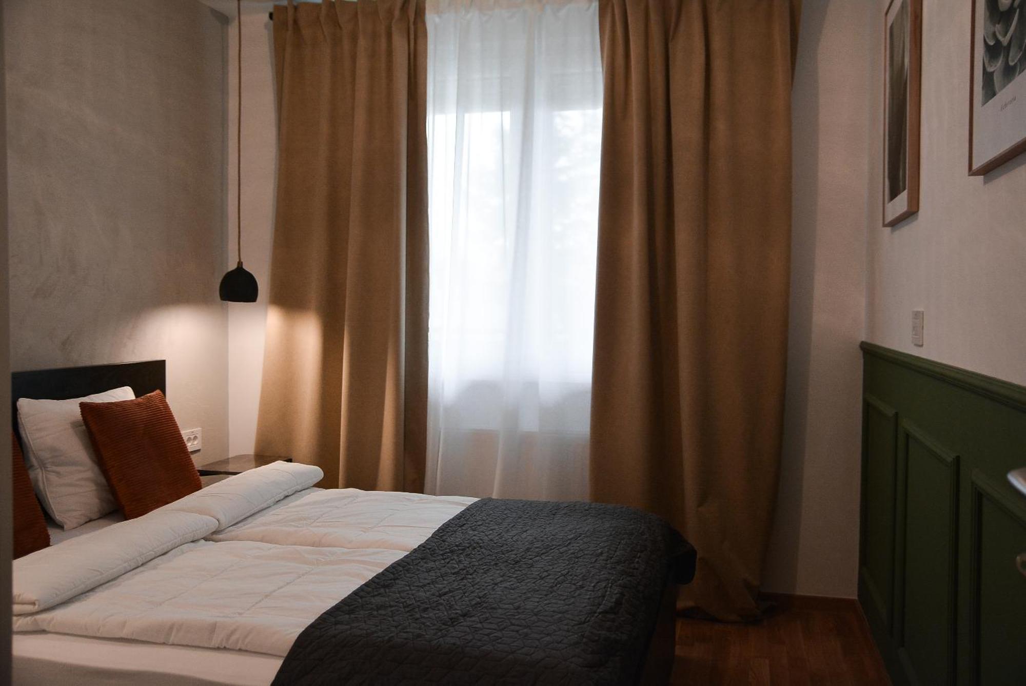 Crown Apartment 3 수보티차 외부 사진